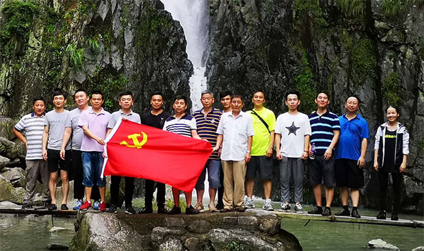 BZ4(2A8~ST{VB]SRAYFSR{L